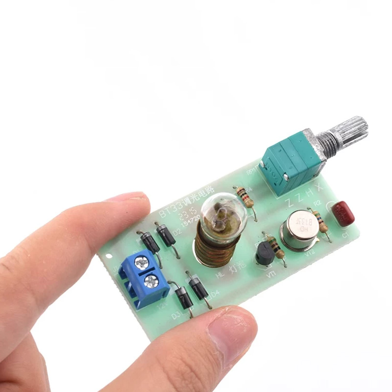トランジスタ BT33 デスクランプ調光可能回路 AC 12 - Diy Electronics Desk のレビューと価格